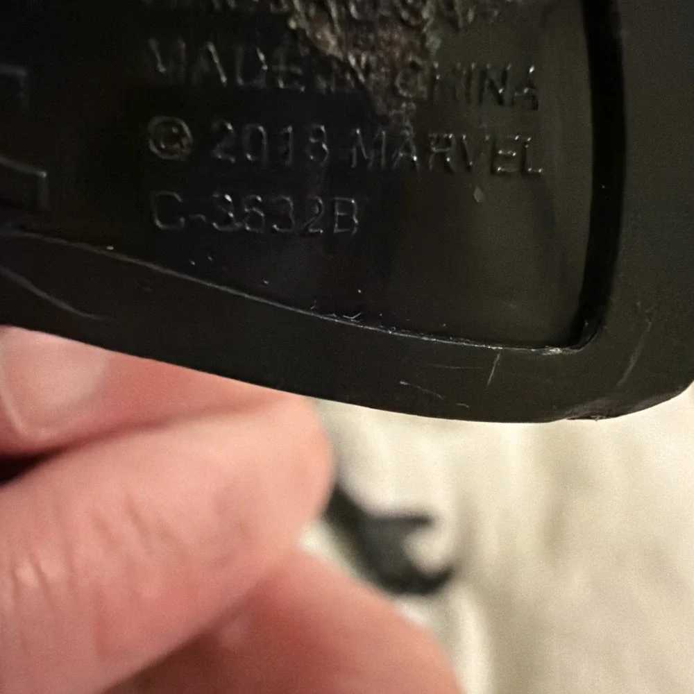 Marvel legends black